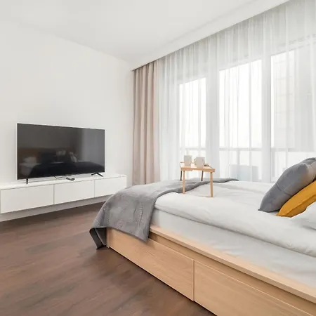 Air-conditioned With Parking And Balcony, Zabrska Global Office Park By Renters Appartement *
