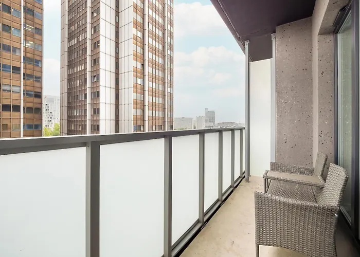 Apartmán Air-conditioned With Parking And Balcony, Zabrska Global Office Park By Renters