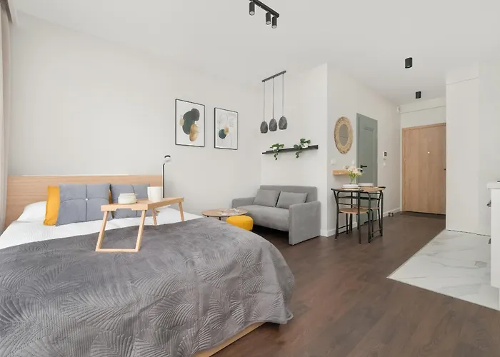 Apartmán Air-conditioned With Parking And Balcony, Zabrska Global Office Park By Renters *