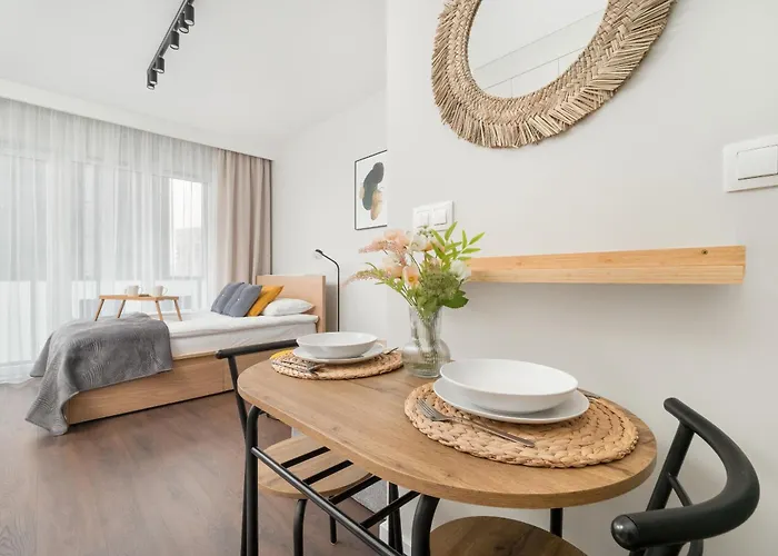 Apartmán Air-conditioned With Parking And Balcony, Zabrska Global Office Park By Renters Katovice